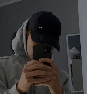 <em>Juan gonzález P.</em>